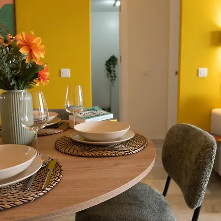 Beachfront With Rooftop Terrace - - La Duquesa شقة