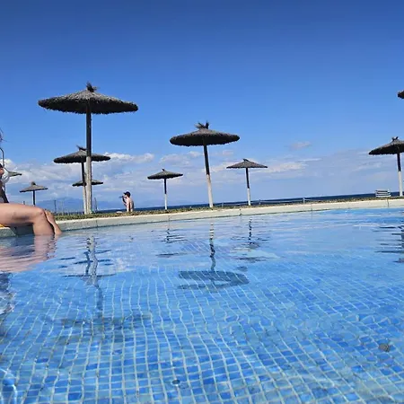 Beachfront With Rooftop Terrace - - La Duquesa